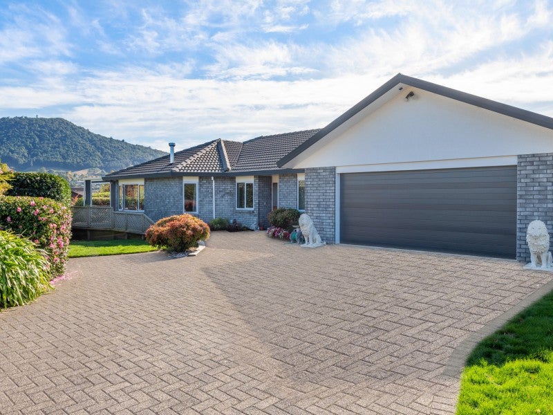 57 Tawavale Street, Pukehangi, Rotorua - Carousel 1
