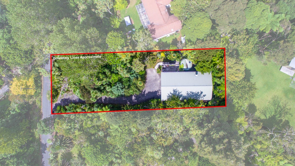 26 Raroa Terrace, Waiatarua, Auckland - Carousel 17