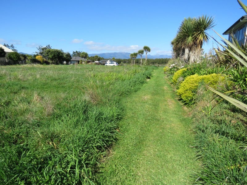 32 Elley Drive, Carters Beach, Westport - Carousel 7