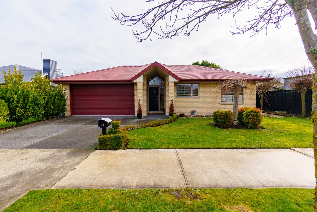 27 Richard Seddon Drive, Northwood, Christchurch - Carousel 1