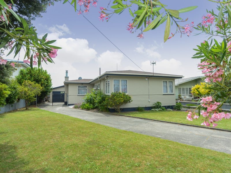 18 Darwin Crescent, Maraenui, Napier - Carousel 2