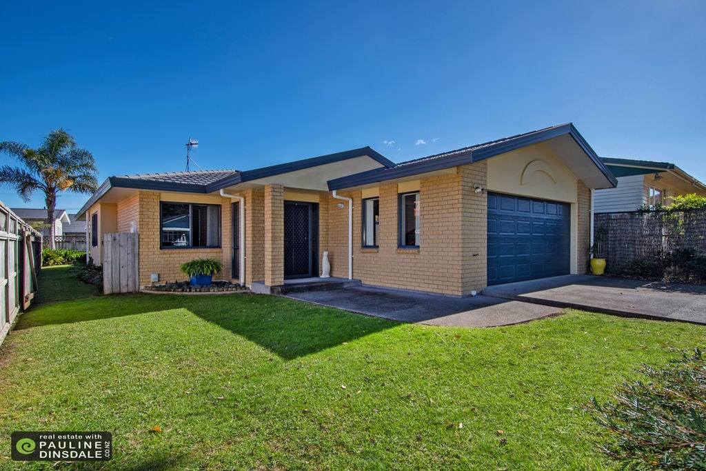 21B Mair Street, Regent, Whangarei - Carousel 1