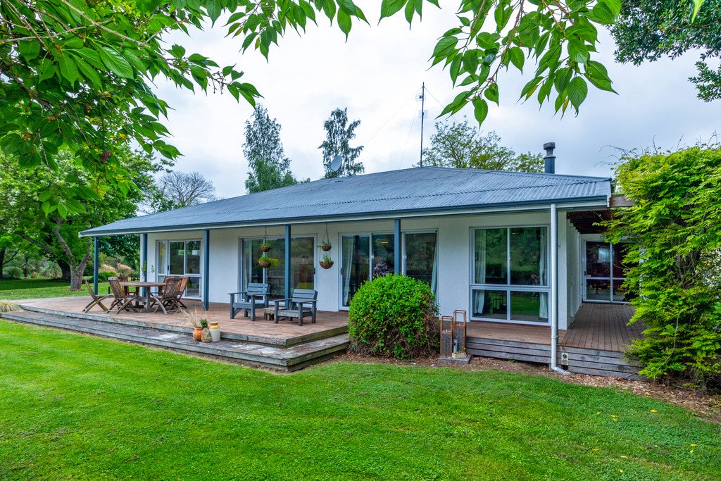 74 School Road, Pleasant Valley, Geraldine - Carousel 1