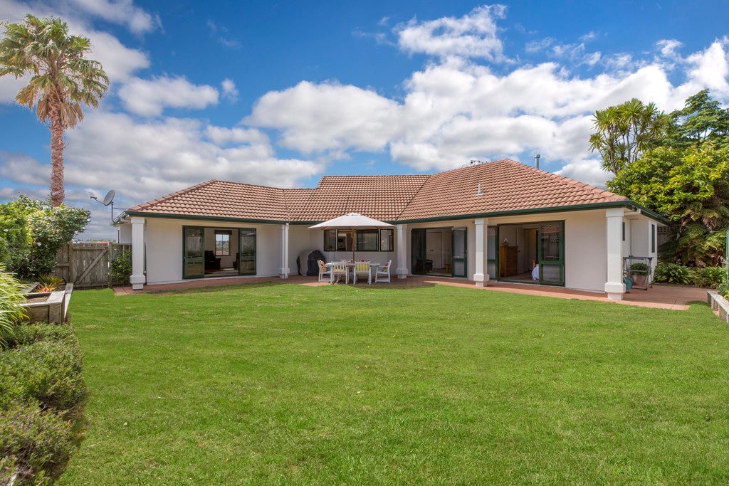 36 Harlech Glen, Bethlehem, Tauranga - Carousel 1