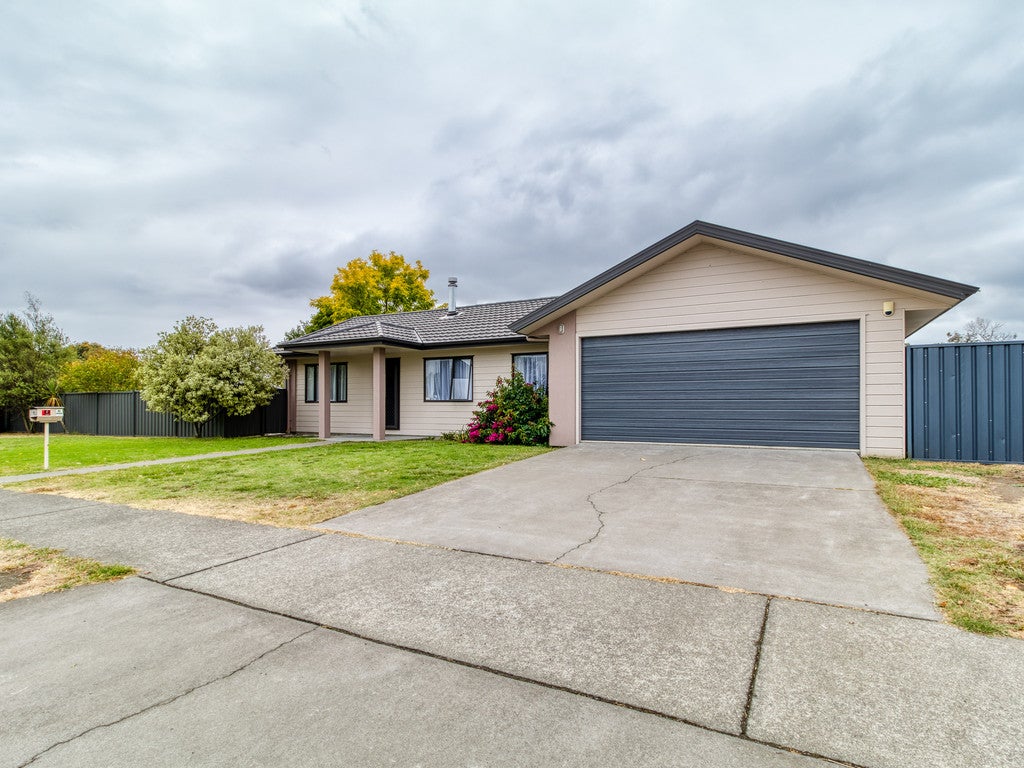 1 Chatham Mews, Flaxmere, Hastings - Carousel 1