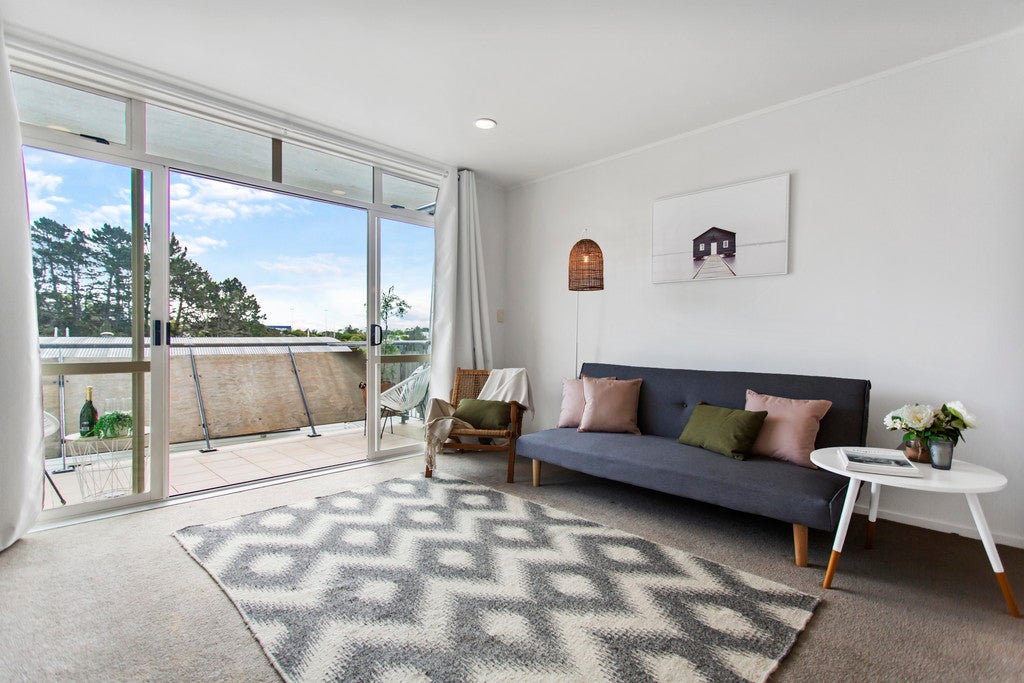 7B/20 Ian Marwick Place, Birkenhead, Auckland - Carousel 2