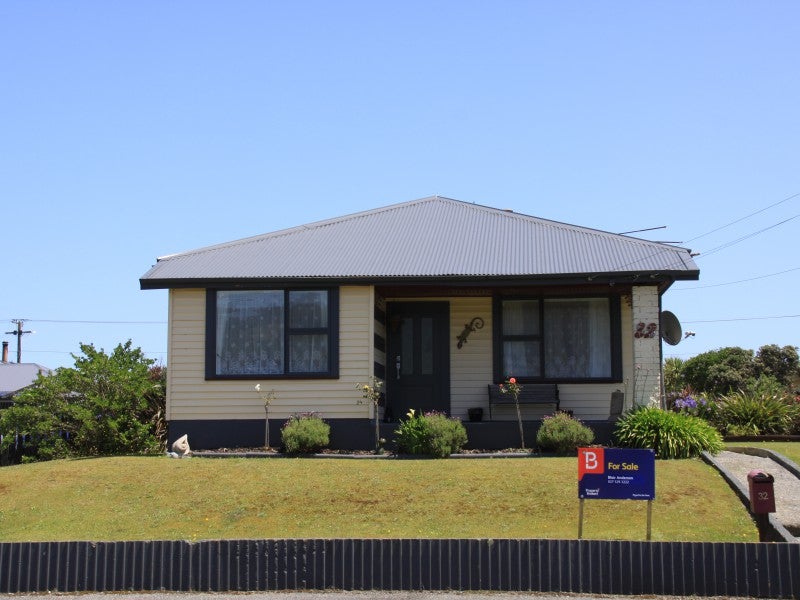 32 Reid Street, Blaketown, Greymouth - Carousel 1