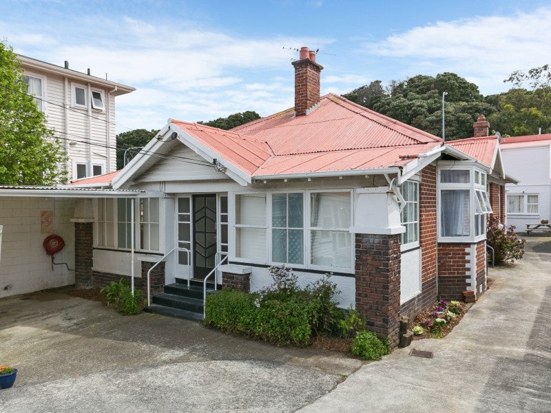 38 Moxham Avenue, Hataitai, Wellington - Carousel 1