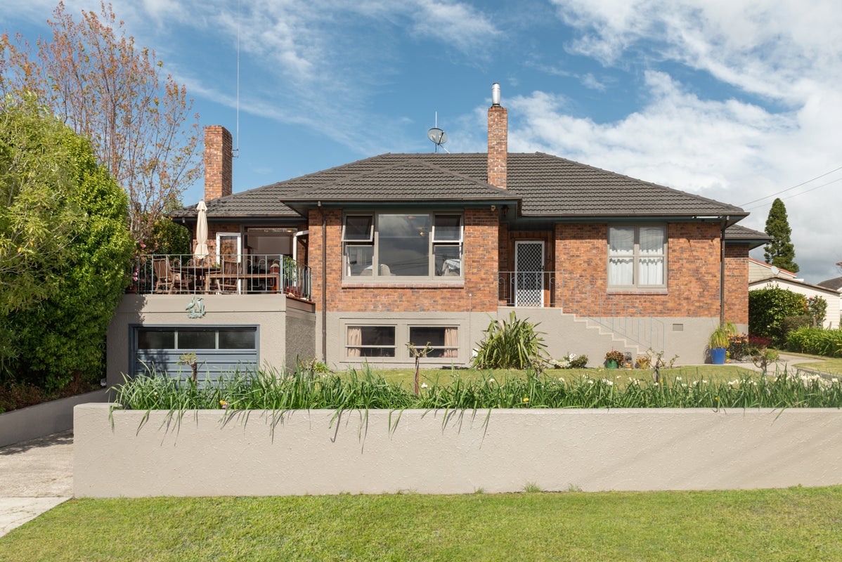 18 Gilmore Street, Te Puke, Te Puke - Carousel 2