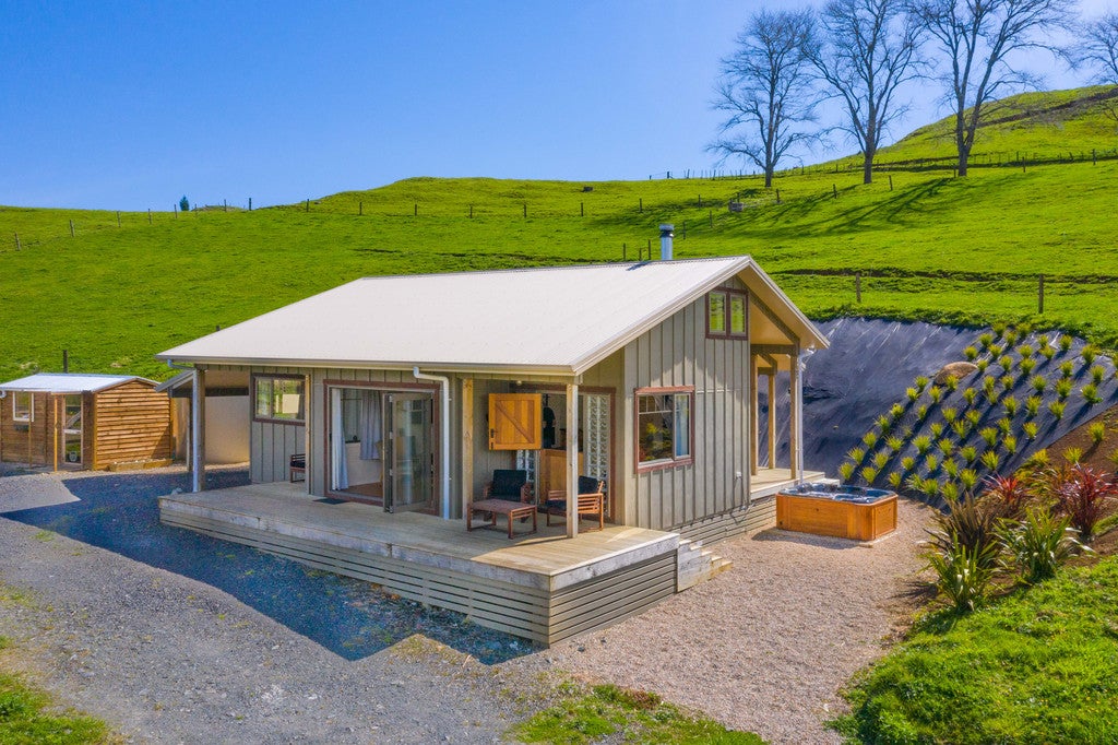 512 Waitetuna Valley Road, ARAMIRO - Carousel 1