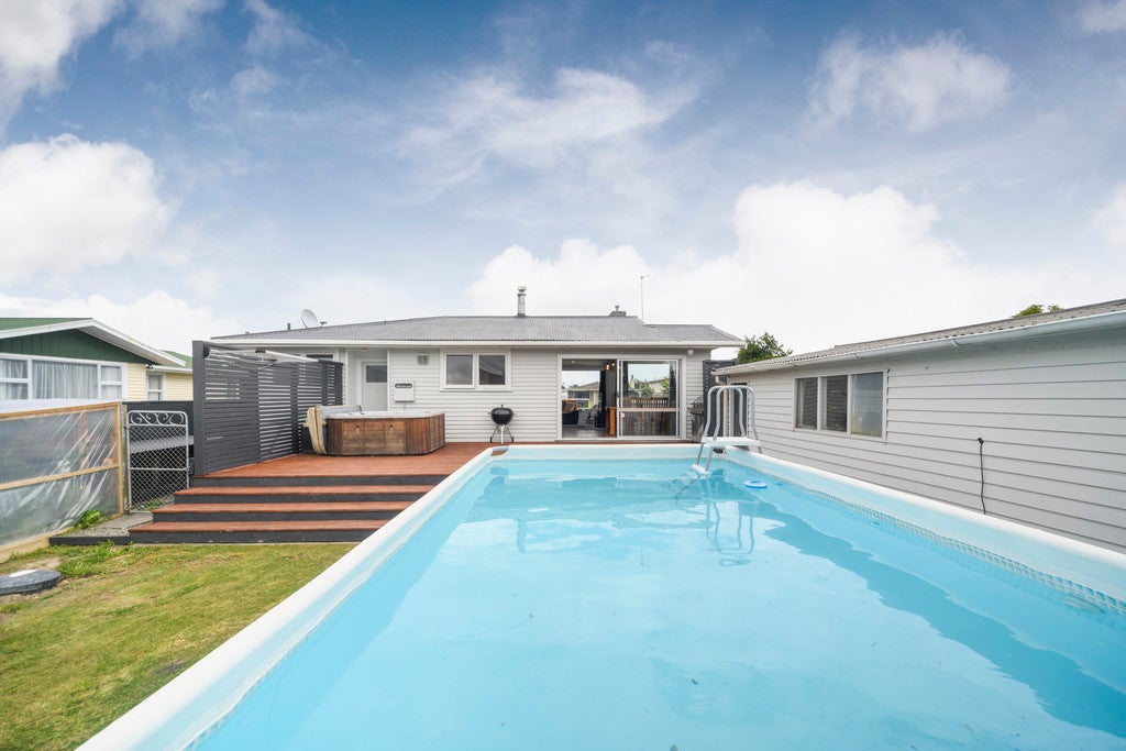 23 Langley Avenue, Milson, Palmerston North - Carousel 2