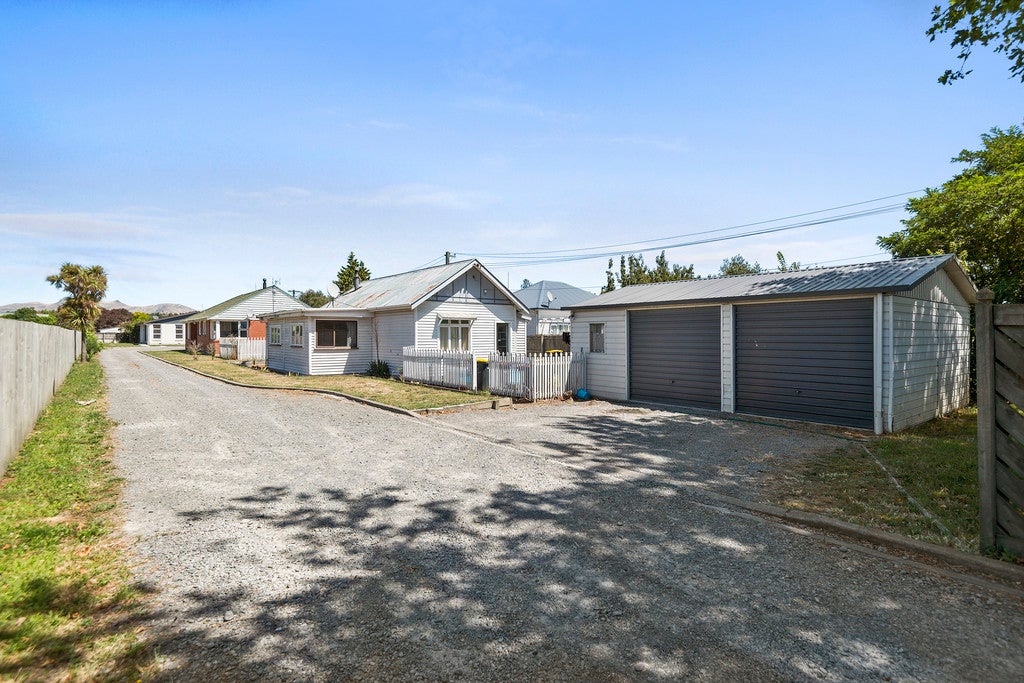 140 Pages Road, Wainoni, Christchurch - Carousel 1