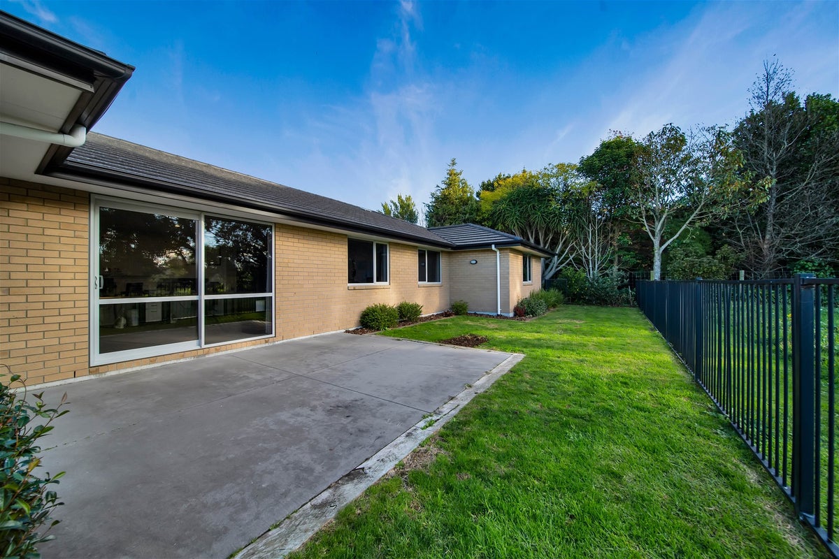 9 Hawetaone Street, Bell Block, New Plymouth - Carousel 2
