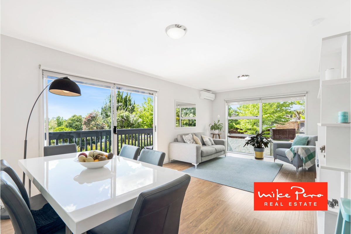 9 Armstrong Place, New Lynn, Auckland - Carousel 2
