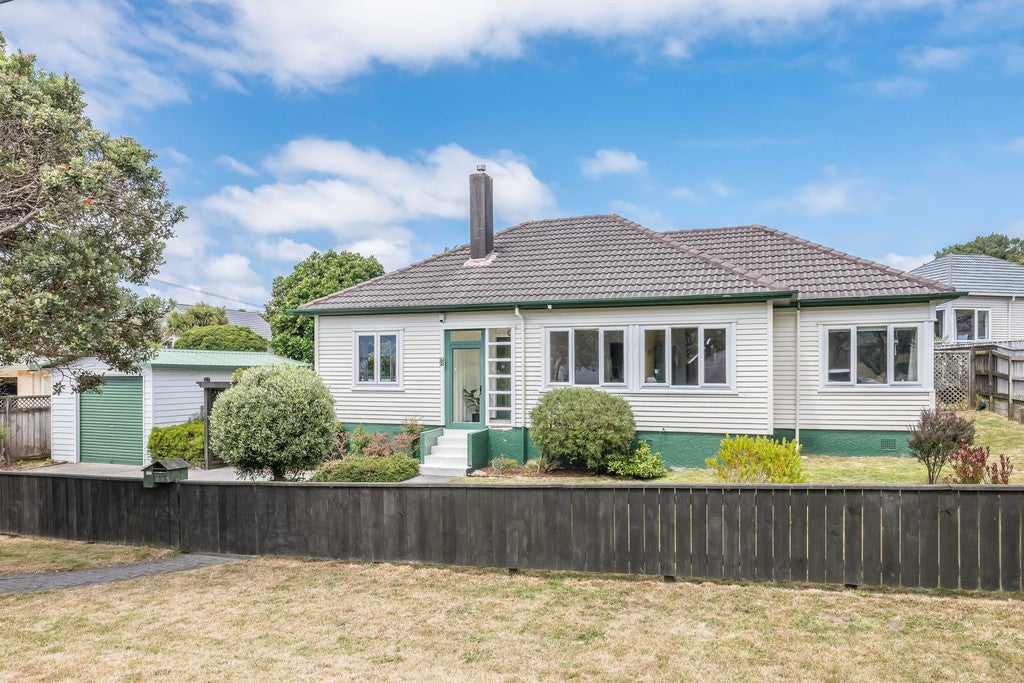 37 Kipling Street, Johnsonville, Wellington - Carousel 1