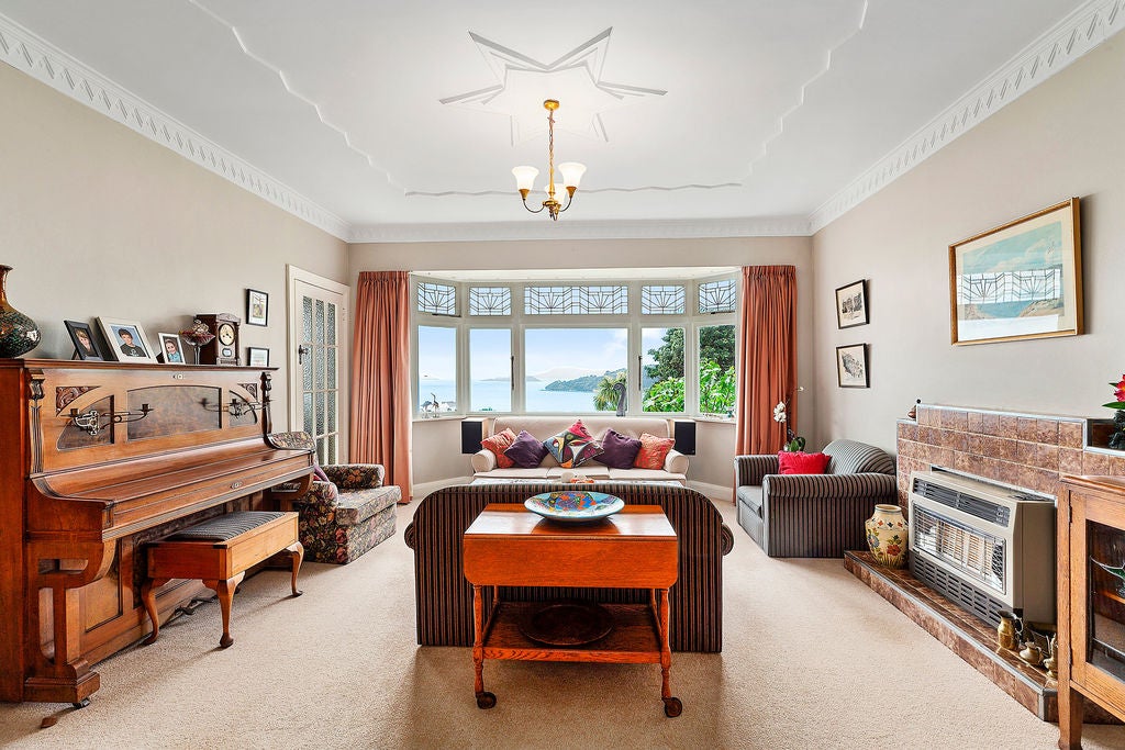 144 Te Anau Road, Hataitai, Wellington - Carousel 2