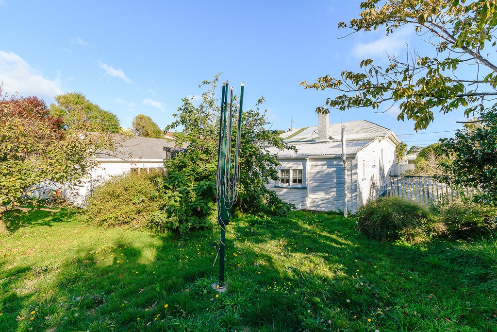 377 Jackson Street, Petone, Lower Hutt - Carousel 12