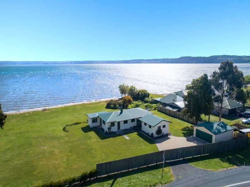 127 State Highway 33, Tikitere, Rotorua - Carousel 1