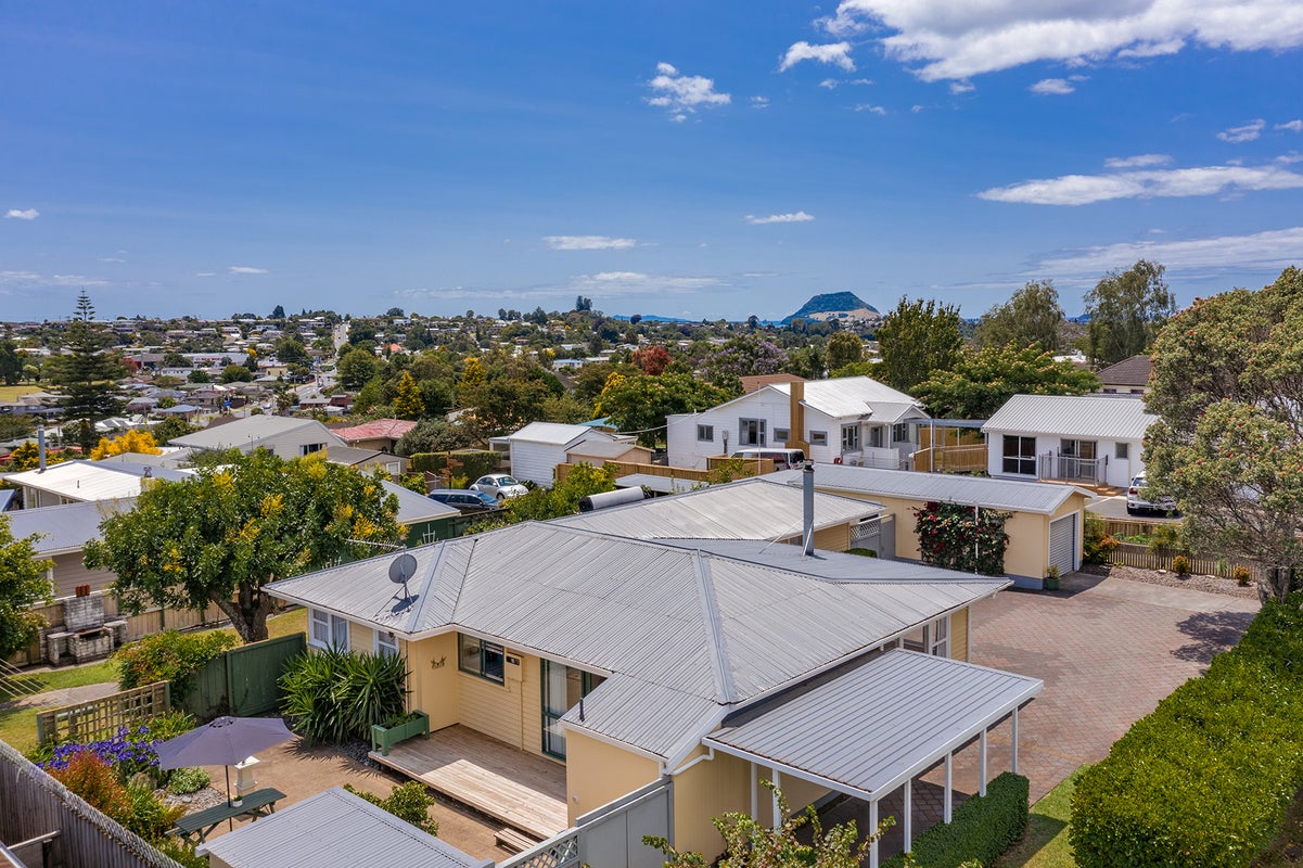 257 Waihi Road, Judea, Tauranga - Carousel 2