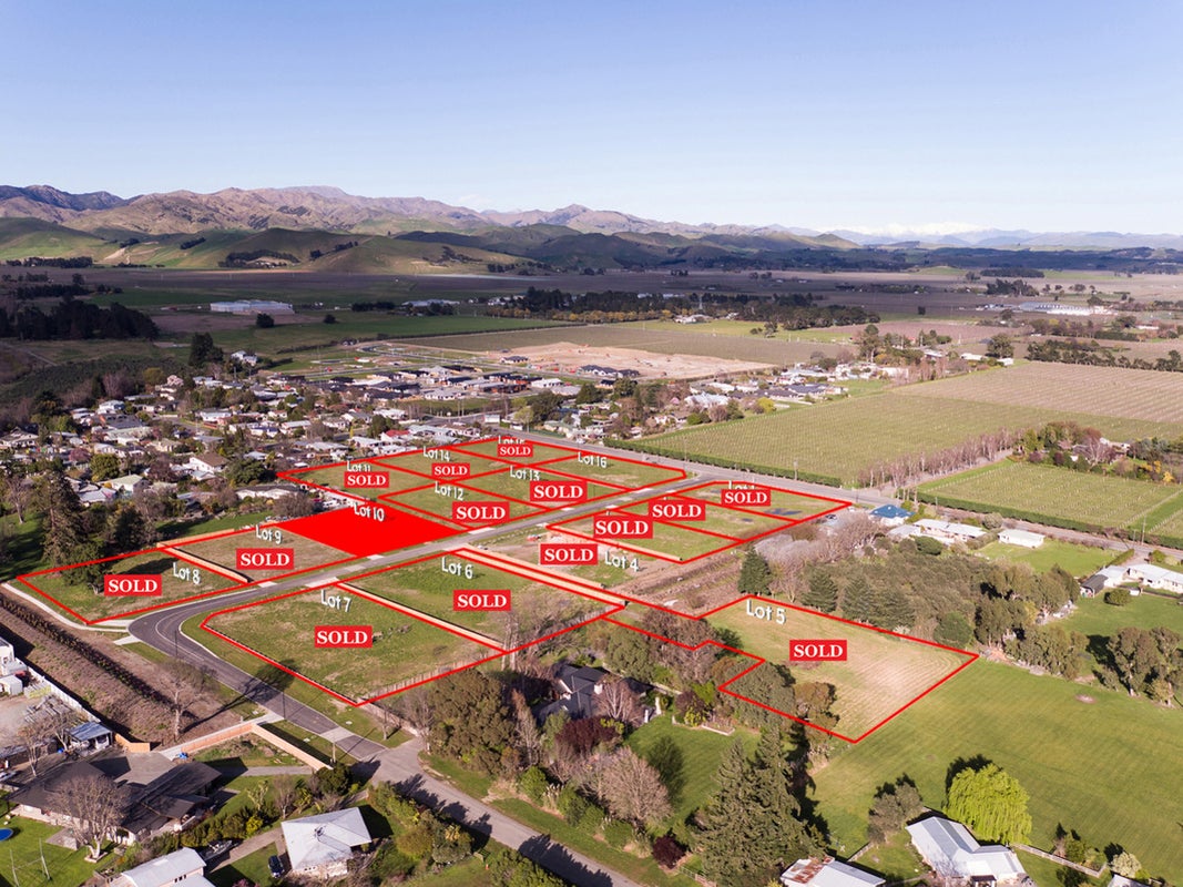 27 Birchwood Avenue, Burleigh, Blenheim - Carousel 1