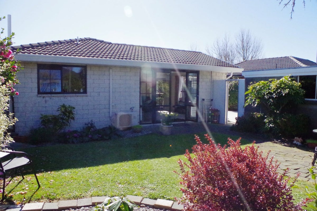 2/14 Resolution Place, Bryndwr, Christchurch - Carousel 17