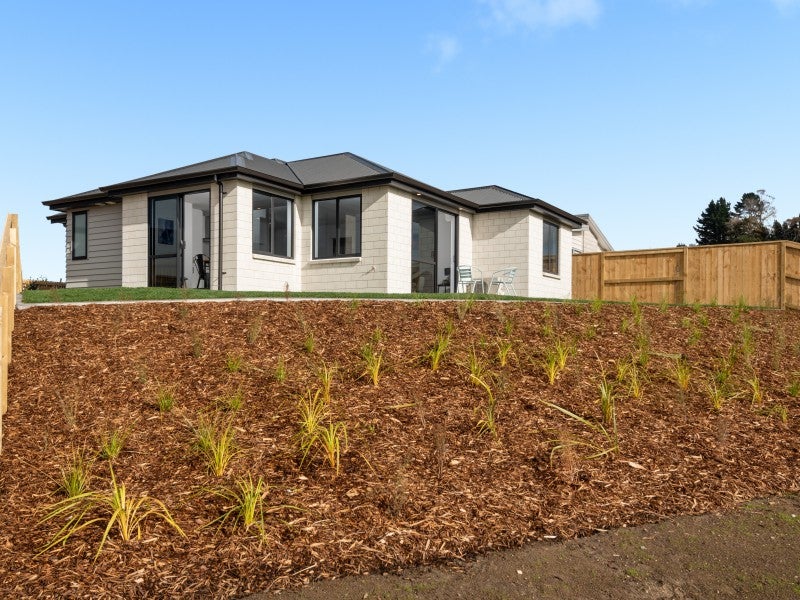 19 Foley Grove, Pyes Pa, Tauranga - Carousel 20