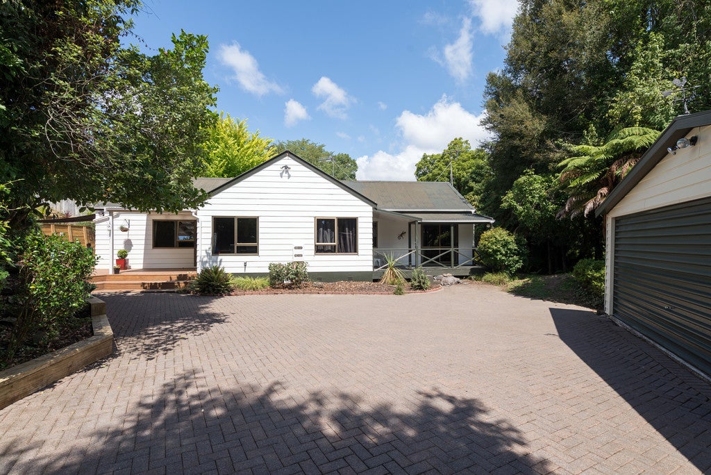 8 Miranda Place, Springfield, Rotorua - Carousel 2