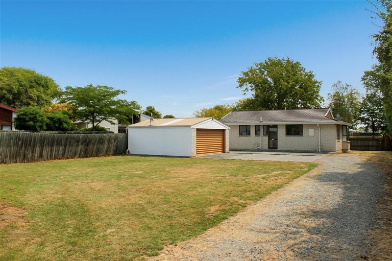 2/49 Tilford Street, Woolston, Christchurch - Carousel 1