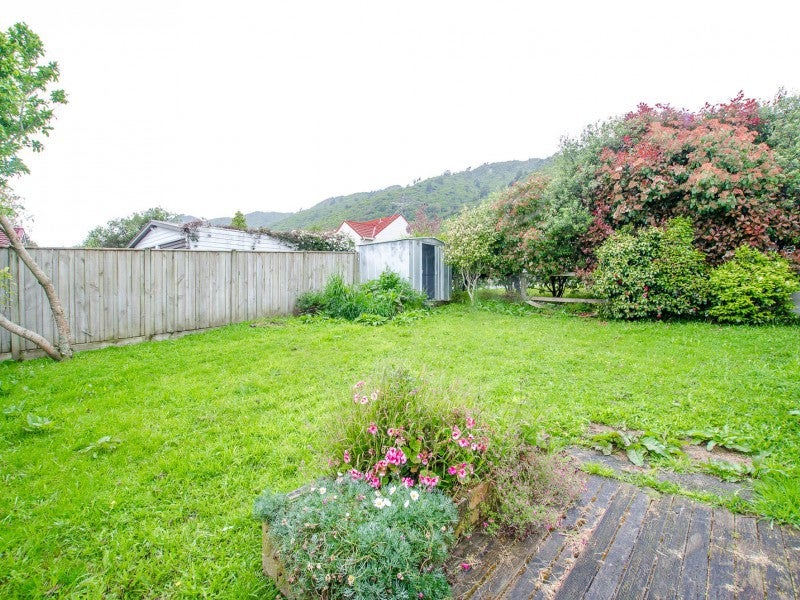 35a HUIA ST, HEMI METANGA, WAIKANAE - Carousel 9