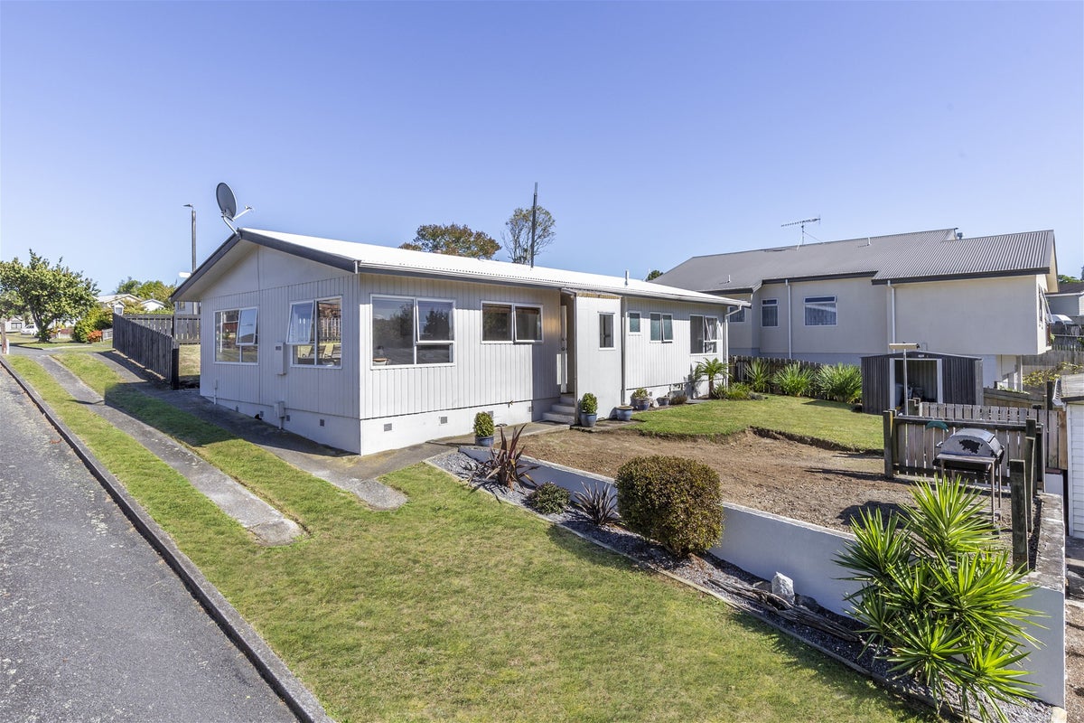 65 Woodward Street, Nukuhau, Taupo - Carousel 2