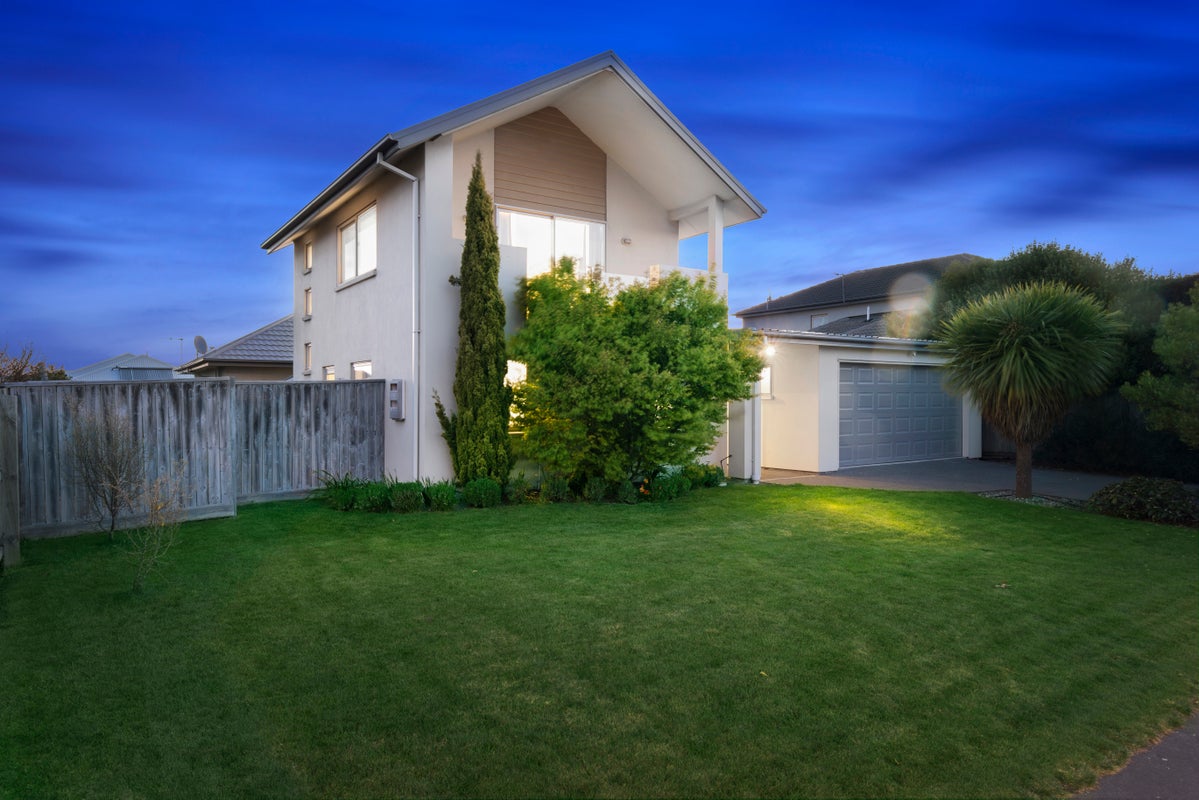 45 Bibiana Street, Aidanfield, Christchurch - Carousel 1