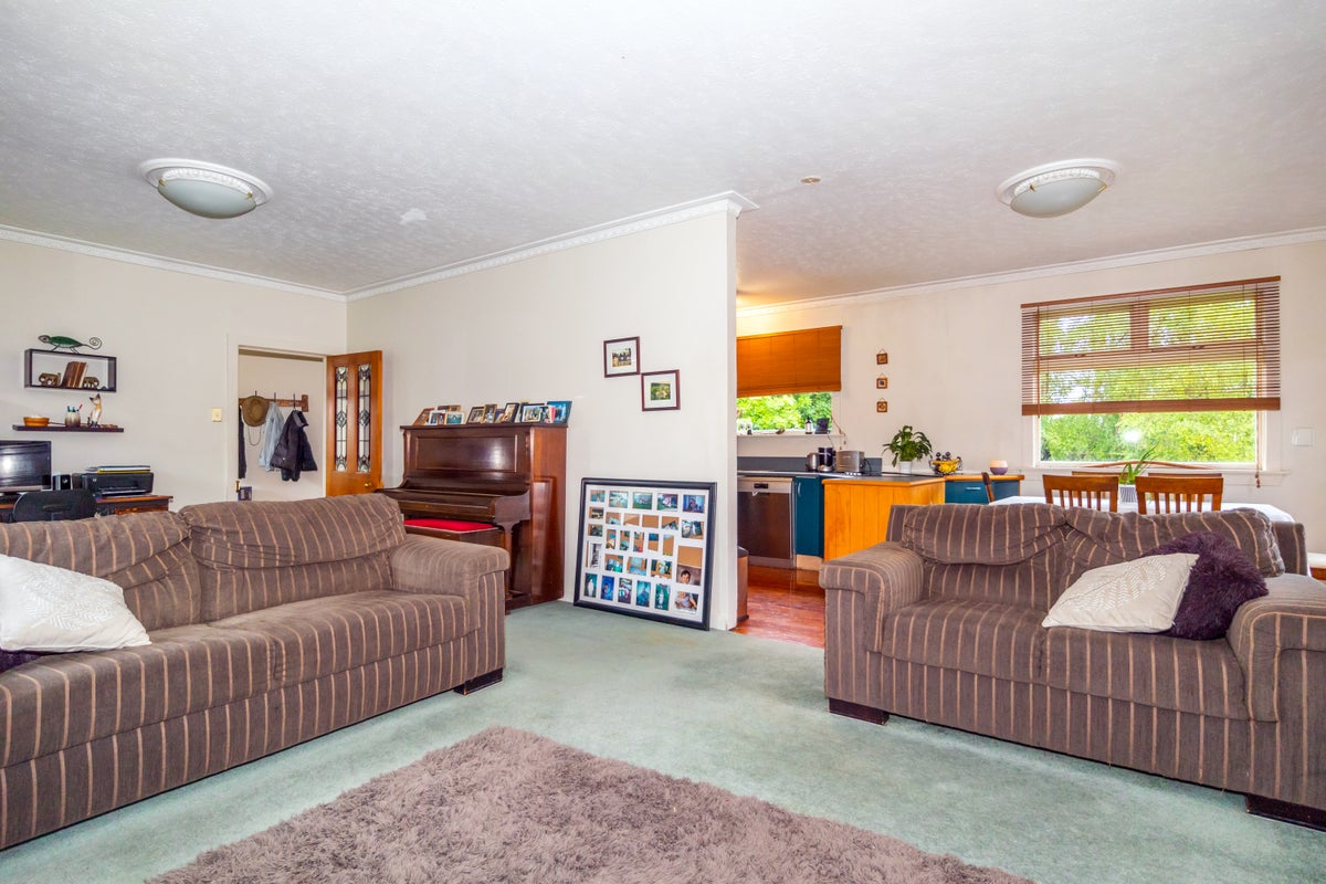 31 Preston Street, West End, Timaru - Carousel 2