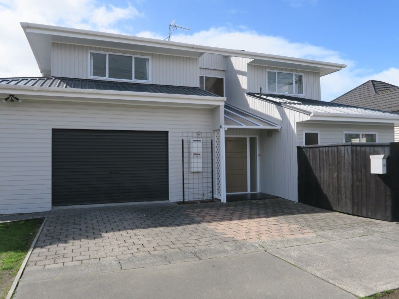 323 Aberdeen Road, Gisborne, Gisborne - Carousel 1