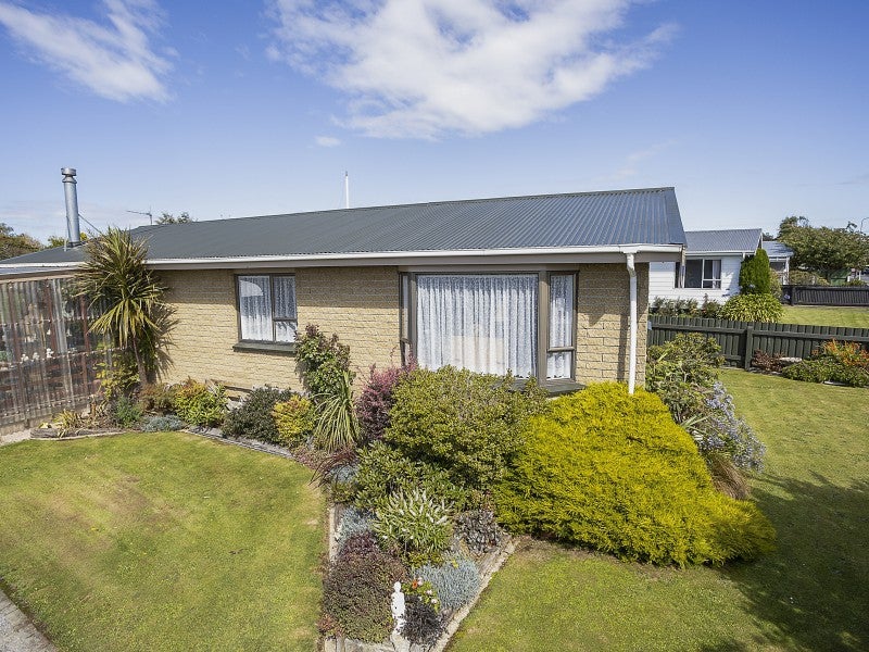 6 Lock Street, Kingswell, Invercargill - Carousel 1