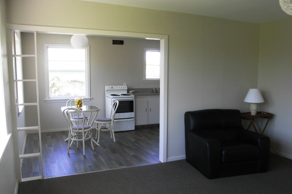 11 Odie Place, Wainoni, Christchurch - Carousel 2