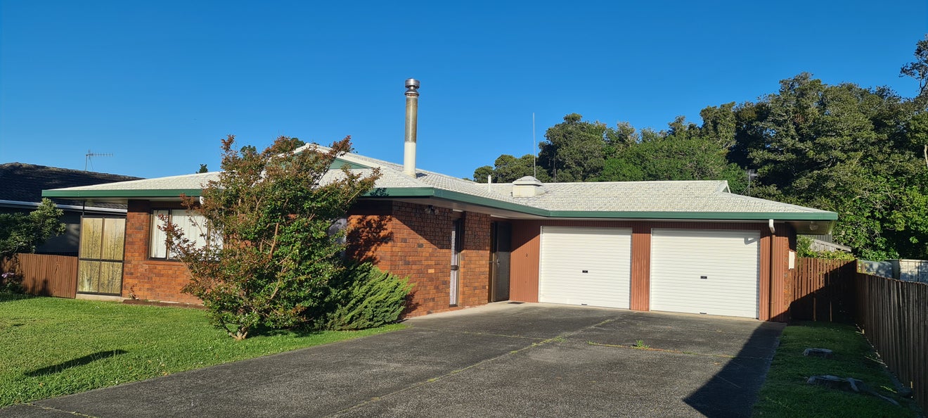237 Fairway Drive, Kamo, Whangarei - Carousel 1