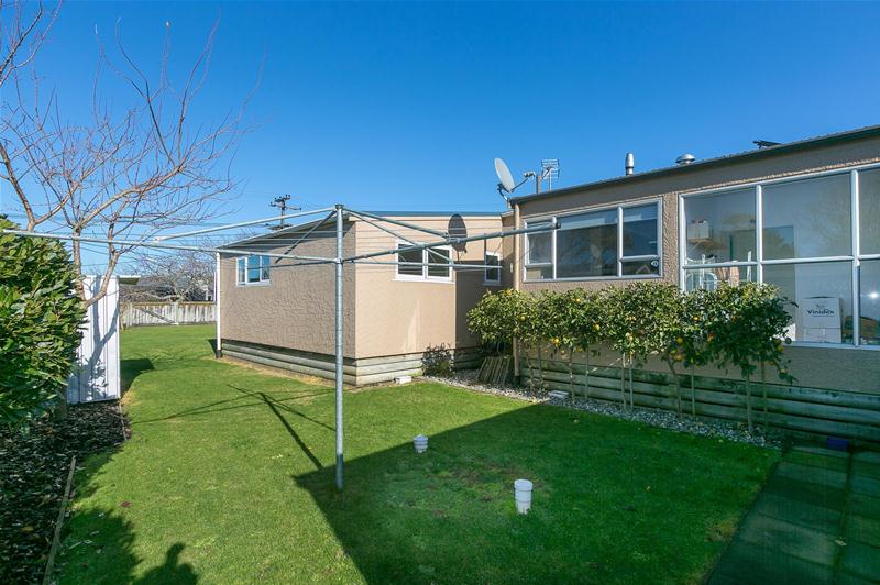 521 Manutahi Road, Lepperton, New Plymouth - Carousel 28