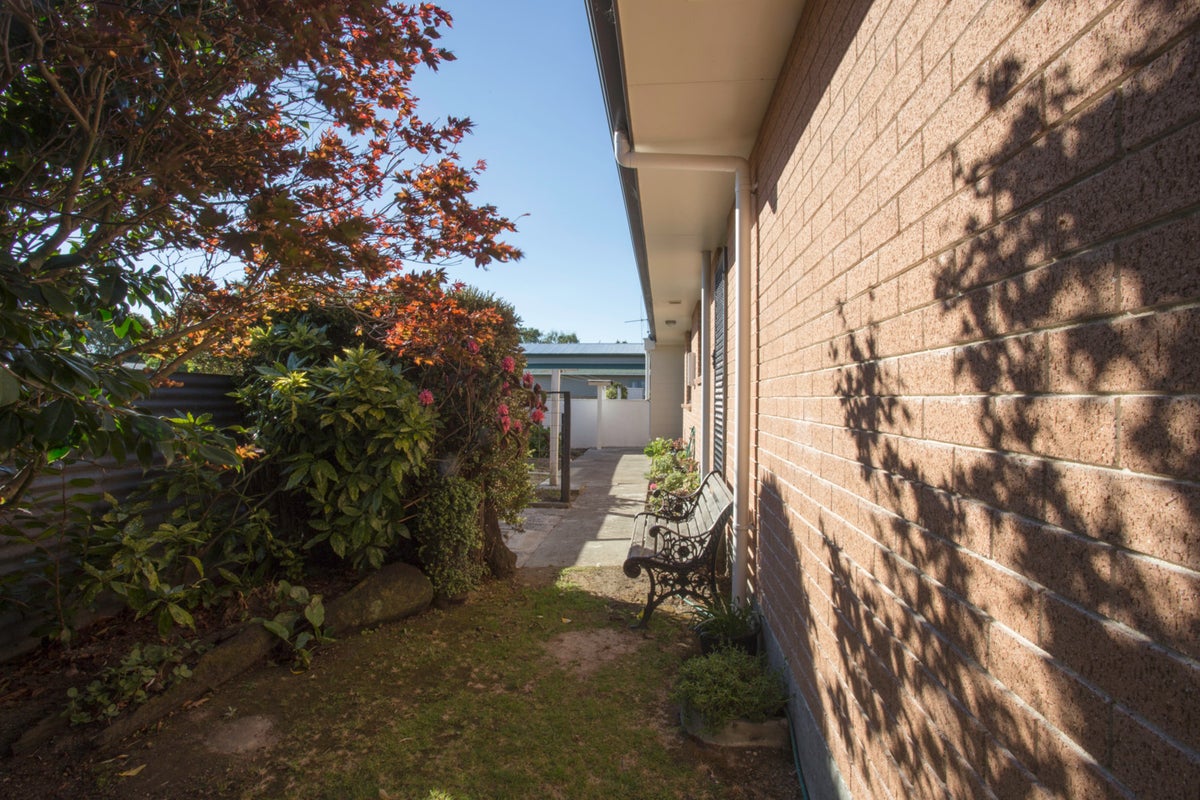1 Panako Place, Awapuni, Palmerston North - Carousel 10