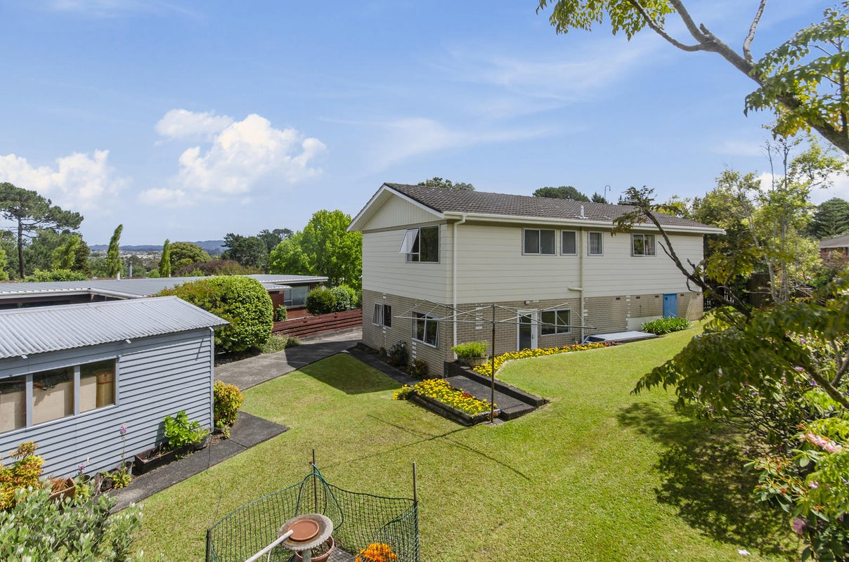 46 Rehia Road, Massey, Auckland - Carousel 2
