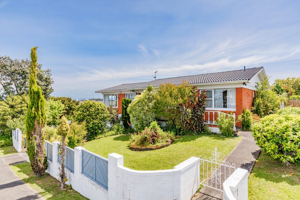 5 Chelsea View Drive, Chatswood, Auckland - Carousel 2