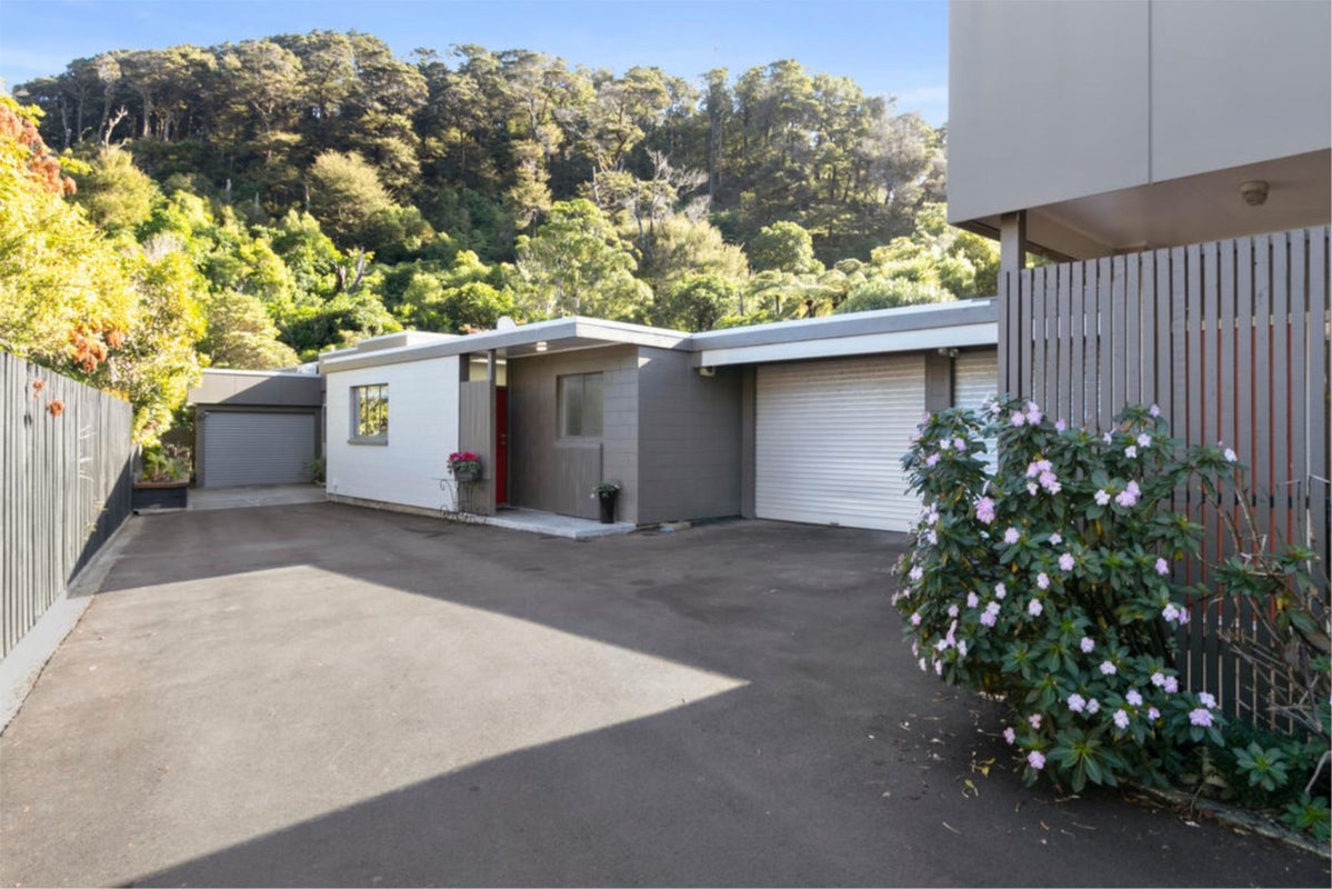 2/63 Cheviot RD, Lowry Bay, Lower Hutt - Carousel 11