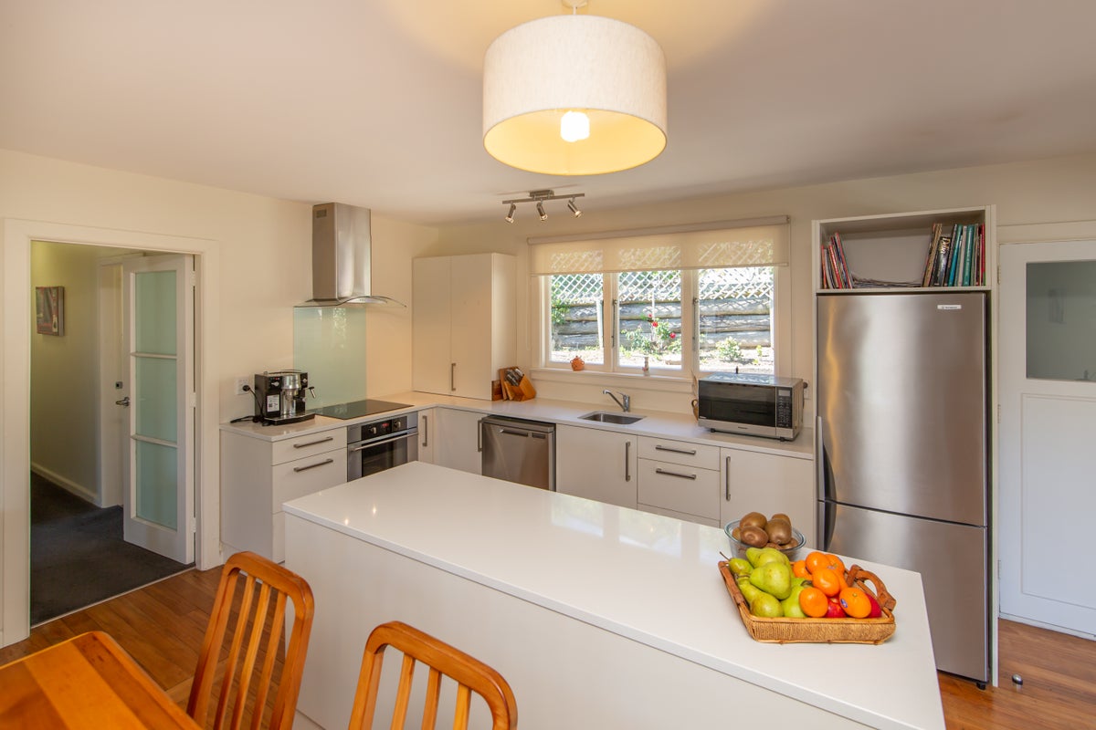 30 Rue Grehan, Akaroa, Akaroa - Carousel 2