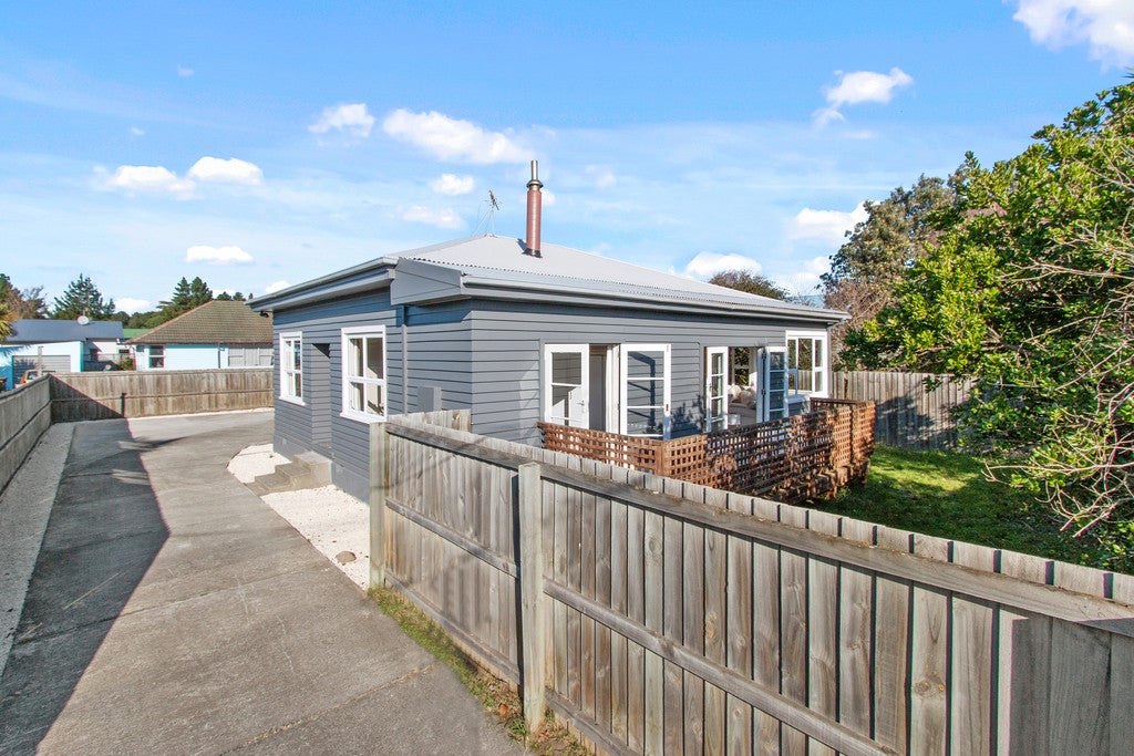 131 Bowhill Road, New Brighton, Christchurch - Carousel 1