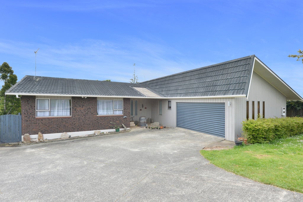 95 Fisher Terrace, Kamo, Whangarei - Carousel 2