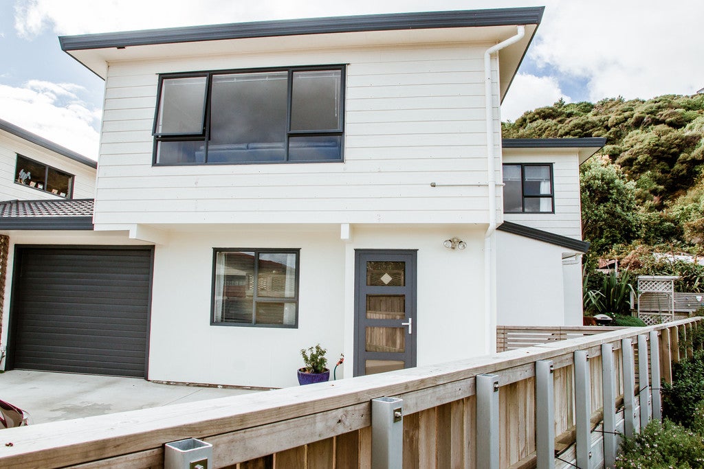 11B Solway Place, Papakowhai, Porirua - Carousel 2