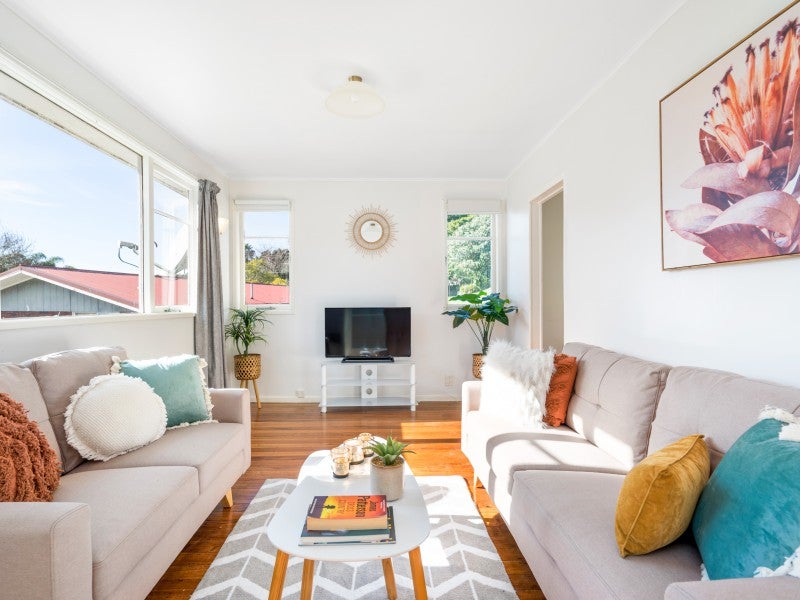 12 Willow Place, Horahora, Whangarei - Carousel 1