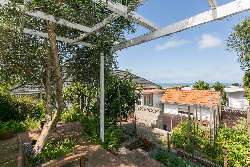 36 Milton Road, Bluff Hill, Napier - Carousel 20