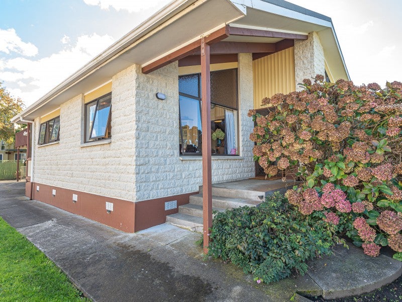 6 Spurdle Street, Springvale, Whanganui - Carousel 2