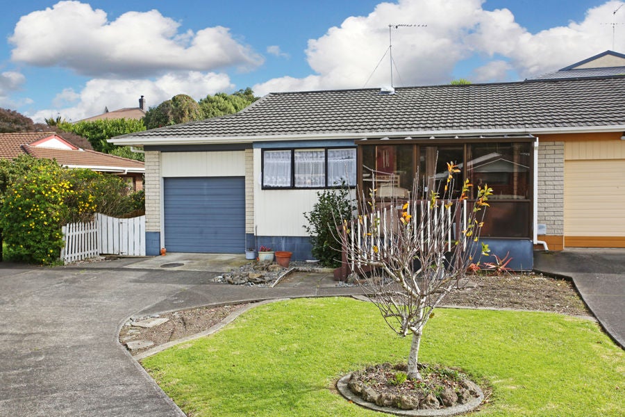 4B Civic Place, Waiuku, Waiuku - Carousel 1