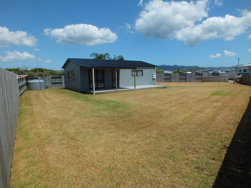 175 Rangiora Crescent, Matarangi - Carousel 1